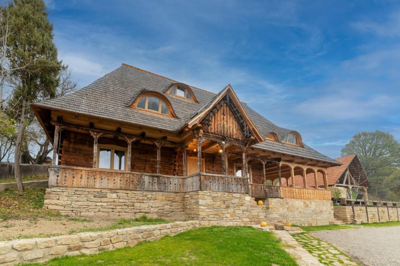 Poieni 39 Villa Poienile Izei Buitenkant foto